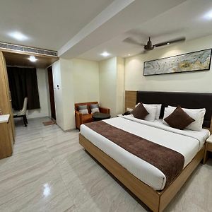 Hotel Touchwood